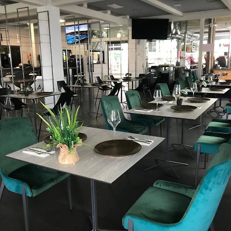 Hotel Chips Ferrol Narón Dış mekan fotoğraf